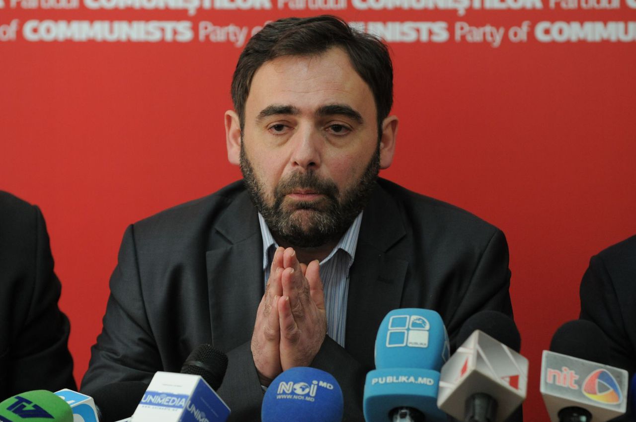 Mark Tkaciuk este periculos şi are probleme psihice. Cel puţin aşa susţine analistul politic Roman Mihăeş.