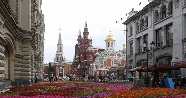 Журнал также представил список из 30 самых дружелюбных для туристов городов.