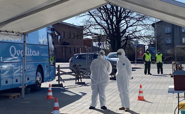 В Эстонии введут дополнительные ограничения из-за коронавируса.