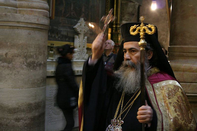 Patriarhul Ortodox de la Ierusalim, atacat cu pietre. Foto: theologhia.wordpress.com
