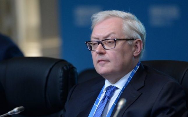 Rusia avertizează SUA să nu atace trupele guvernamentale siriene. 