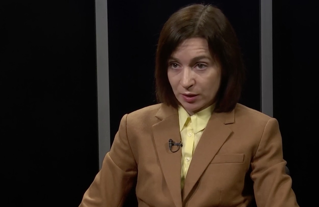 Санду журналистам: Мою команду не знают, потому что их не зовут в эфир.