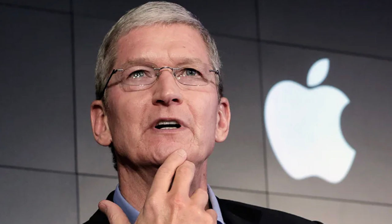 Axios: Глава Apple Тим Кук пожертвует миллион долларов на инаугурацию Трампа.