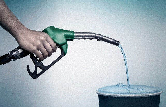 США заявили о готовности выделить резервы для поддержания рынка нефти.