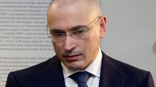 Ходорковский также выступил против чрезмерного применения санкций Запада против России.