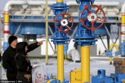 Украина наполняет хранилища газа. Фото: AFP