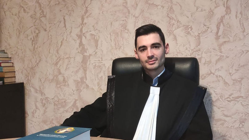 Допрос избитого в Кишиневе студента снова сорвался: адвокат заявил о затягивании дела.