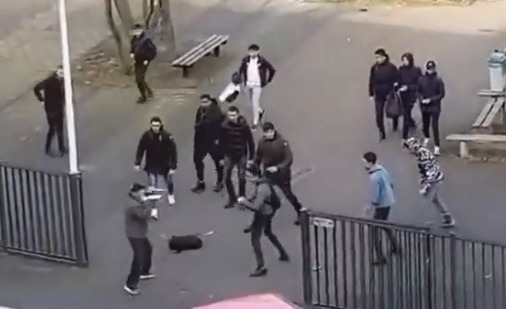 О пострадавших из числа студентов не сообщается.