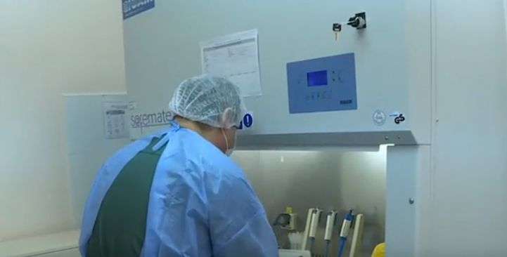 Демократы прошли тест на коронавирус в одной из частных лабораторий.