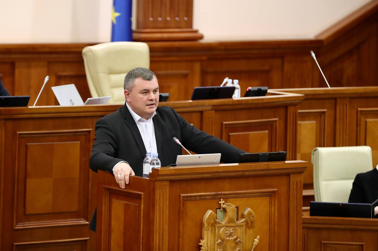 Новак — PAS: Вас волнует гибридная война, немцы, турки. Все вам мешают — только не вы сами.