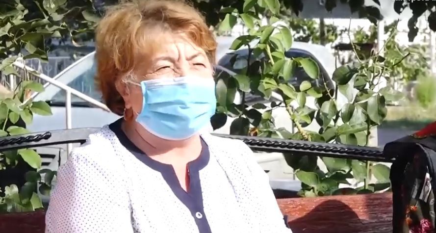 Жители села Пырлица требуют предоставить им транспорт до села Рэуцел.