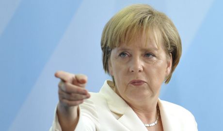 Angela Merkel îşi recâştigă simpatia şi încrederea formaţiunii pe care o conduce.