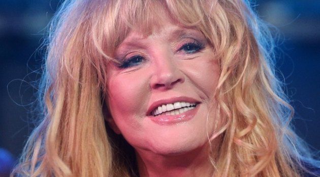 Алла Пугачева планирует на праздник надеть костюм Деда Мороза.