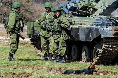 На границе стало больше российских военных. Фото: AFP