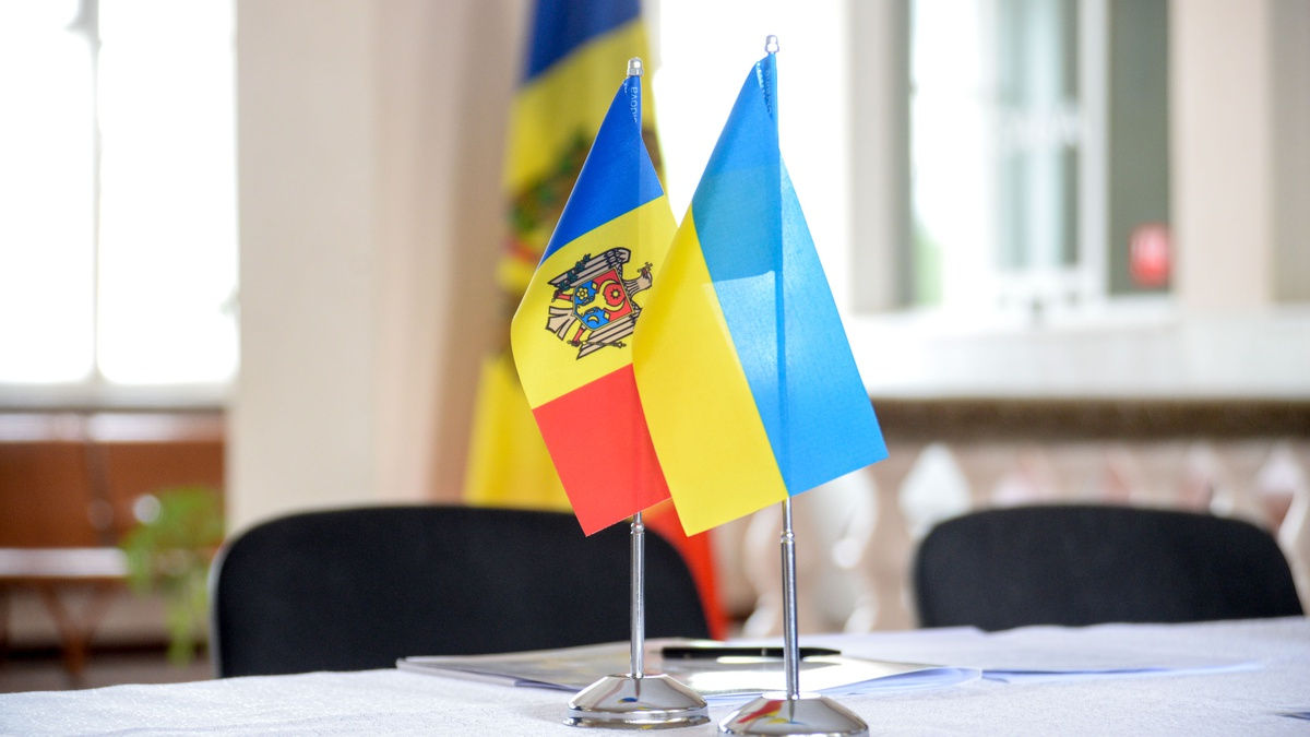 Молдова не вошла в список стран, где украинцы могут получить второе гражданство.