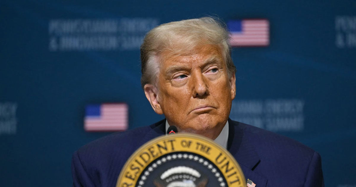 Trump confirmă existența unei amenințări la adresa securității naționale a SUA din partea Rusiei.