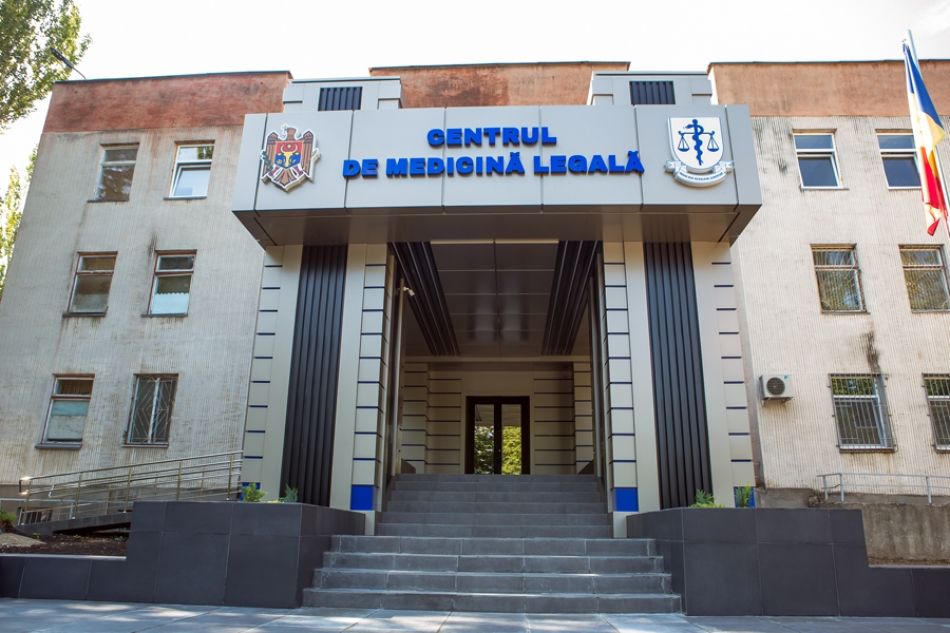 Дело о поддельных экспертизах: все обвиняемые преследуются на свободе.