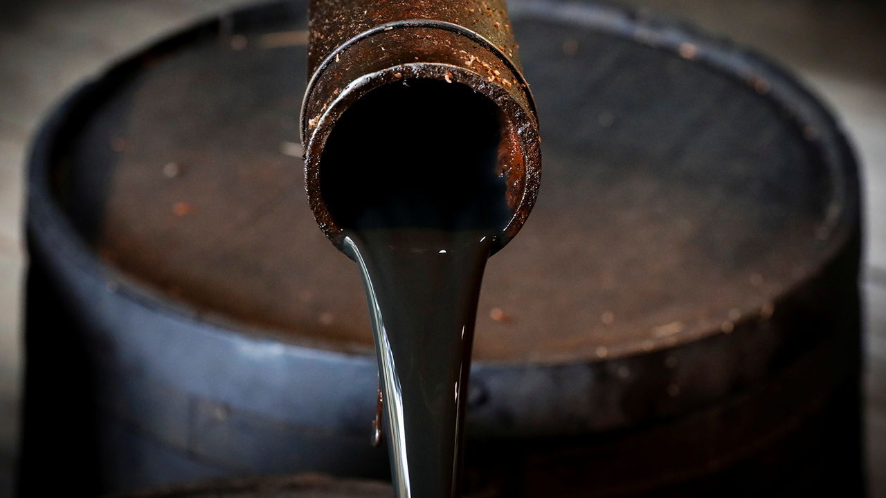Цена на российскую нефть Urals в Европе продолжают снижаться.