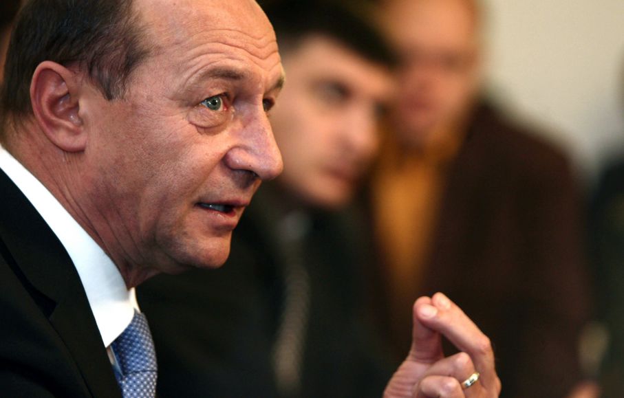 Băsescu a precizat că în noul context de securitate este esenţială unirea României cu Republica Moldova.