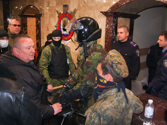 Ситуация в Славянске в Донецкой области обострилась.