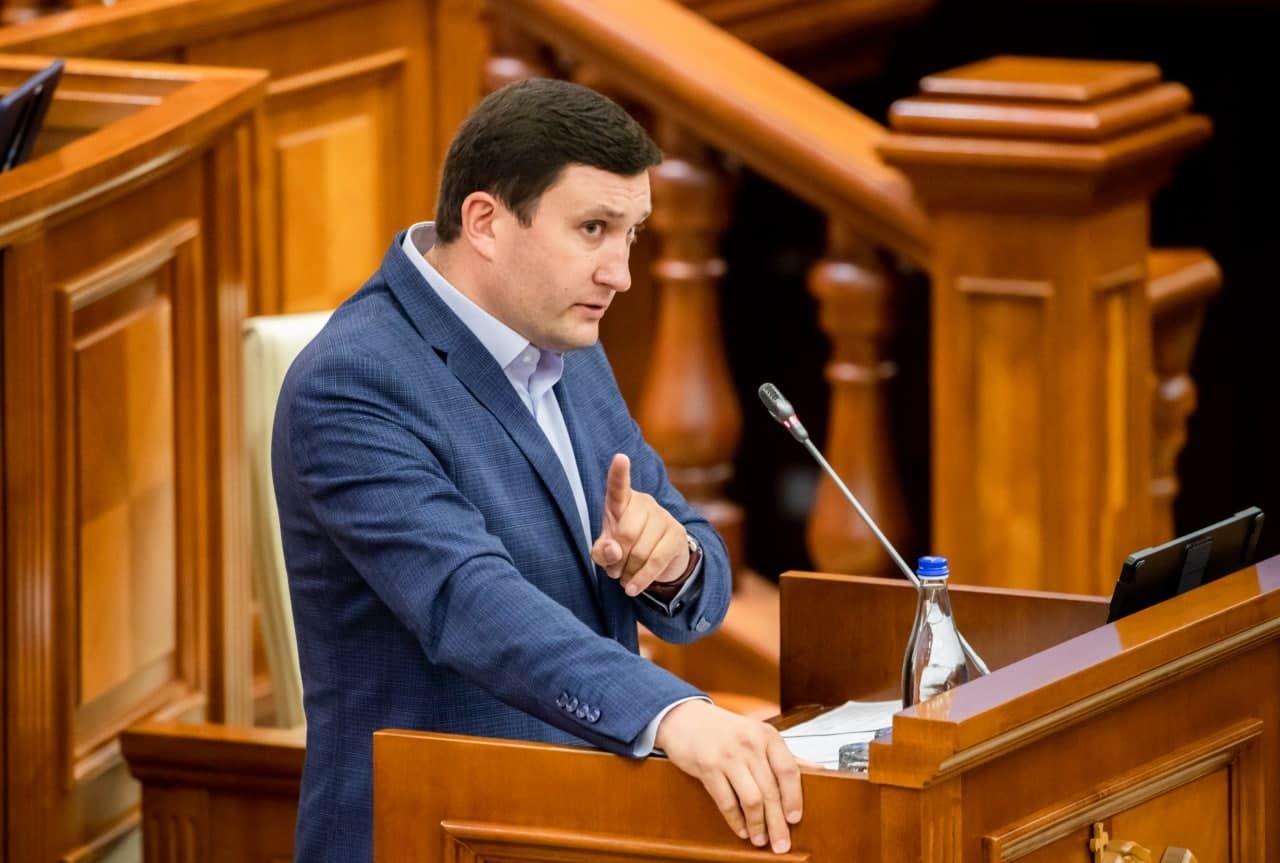 Односталко: Мы будем следить за тем, что не сделало новое правительство.