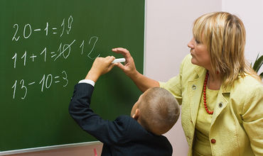 Modificarea programului de studii, cerută de profesori.