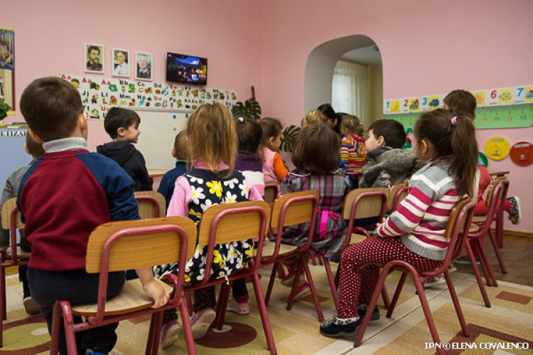 Число ясельных групп в детсадах Молдовы планируют увеличить в ближайшие годы.