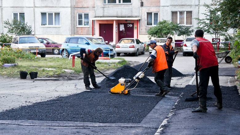  Деньги планируется потратить на строительство тротуаров, обустройство аллей, ремонт освещения.