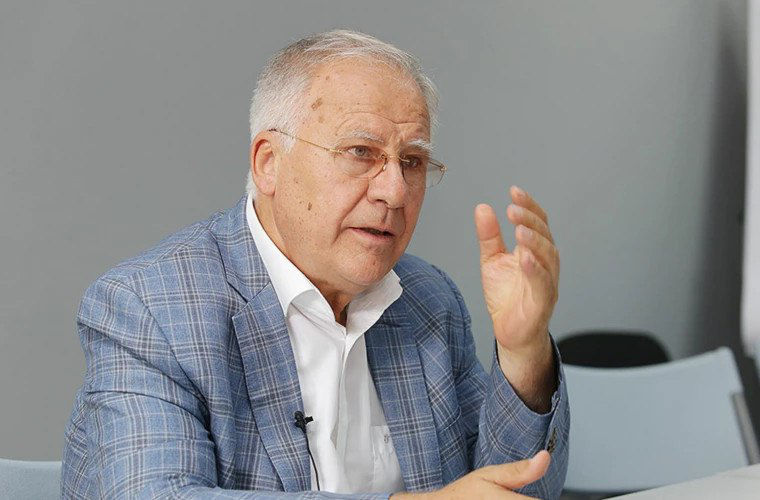 Президент Фонда за демократию и прогресс Дмитрий Дьяков.