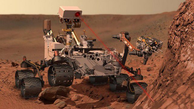 По одной из версий, Opportunity сфотографировал массивную крышку люка. Фото: andy.bezbozhny.com