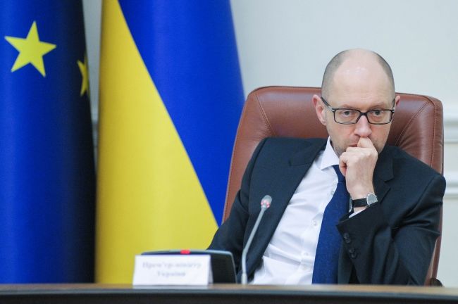 Яценюк рассказал о причинах отставки, Гройсмане и "Народном фронте" в коалиции.