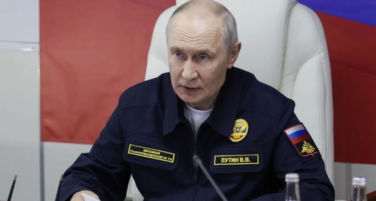 Путин: Россия будет захватывать европейские суда там, где посчитает нужным.