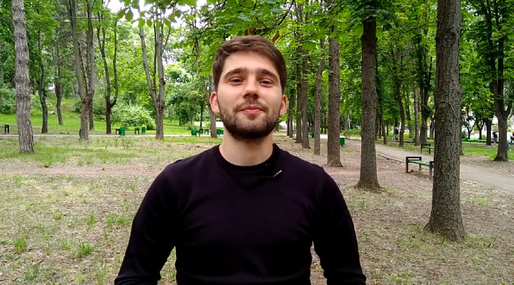 Un student de la Academia de Teologie, exmatriculat, după ce a vorbit despre taxele din biserică. Foto: realitatea.md