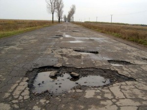  Din cauza traficului mic, autoritățile nu au de gând să construiască, deocamdata,  autostrăzi în Republica Moldova. 