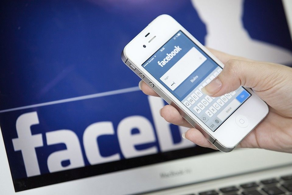 Facebook удалил 3,2 млрд фальшивых аккаунтов с апреля по сентябрь 2019 года.