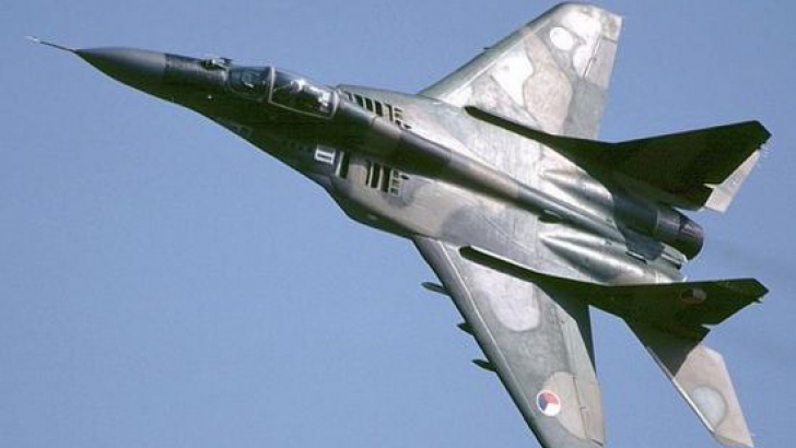 Două avioane ruse de vânătoare au pătruns joi în spaţiul aerian japonez.