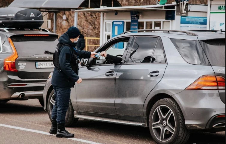 За последние 12 часов зарегистрировано 24 852 случая пересечения границы Молдовы.