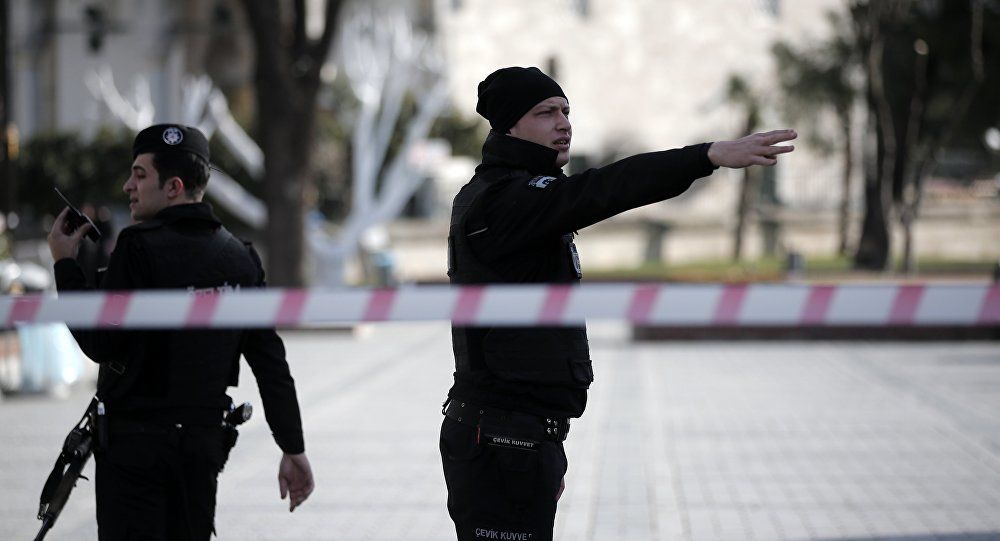Cortegiul lui Erdogan, implicat într-un accident rutier. Foto: AP Photo/ Lefteris Pitarakis