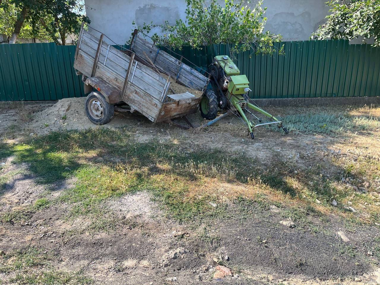 Житель Чишмикиоя погиб под колесами собственного мотокультиватора.