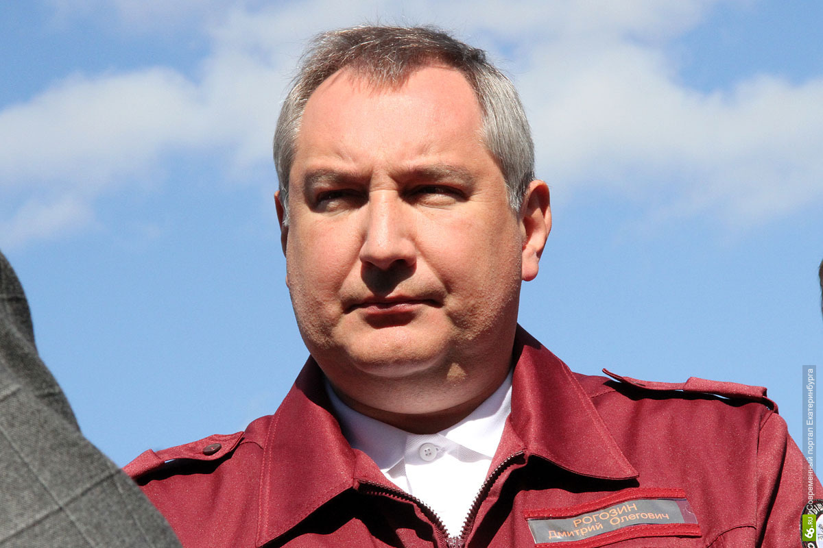 Дмитрий Рогозин без лишней дипломатии прокомментировал чужую переписку.