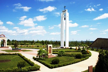 Церемония пройдет в среду, 7 мая, начиная с 10.00, на воинском кладбище мемориального комплекса «Шерпенский плацдарм».