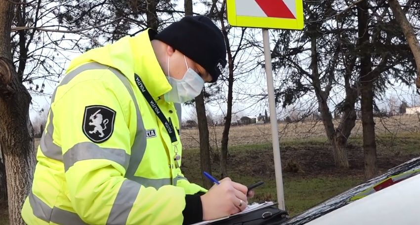 На въезде в Бельцы патрульная полиция проводила операцию.
