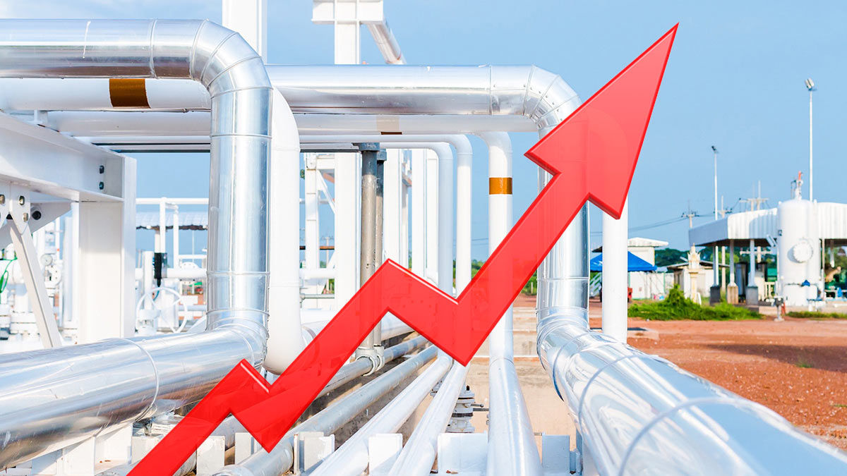 Цены на газ в Европе, по данным лондонской биржи ICE, росли на 15%.