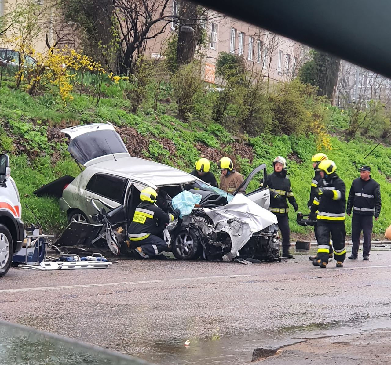 Один из полицейских, попавших в ДТП на Мунчештском шоссе, скончался