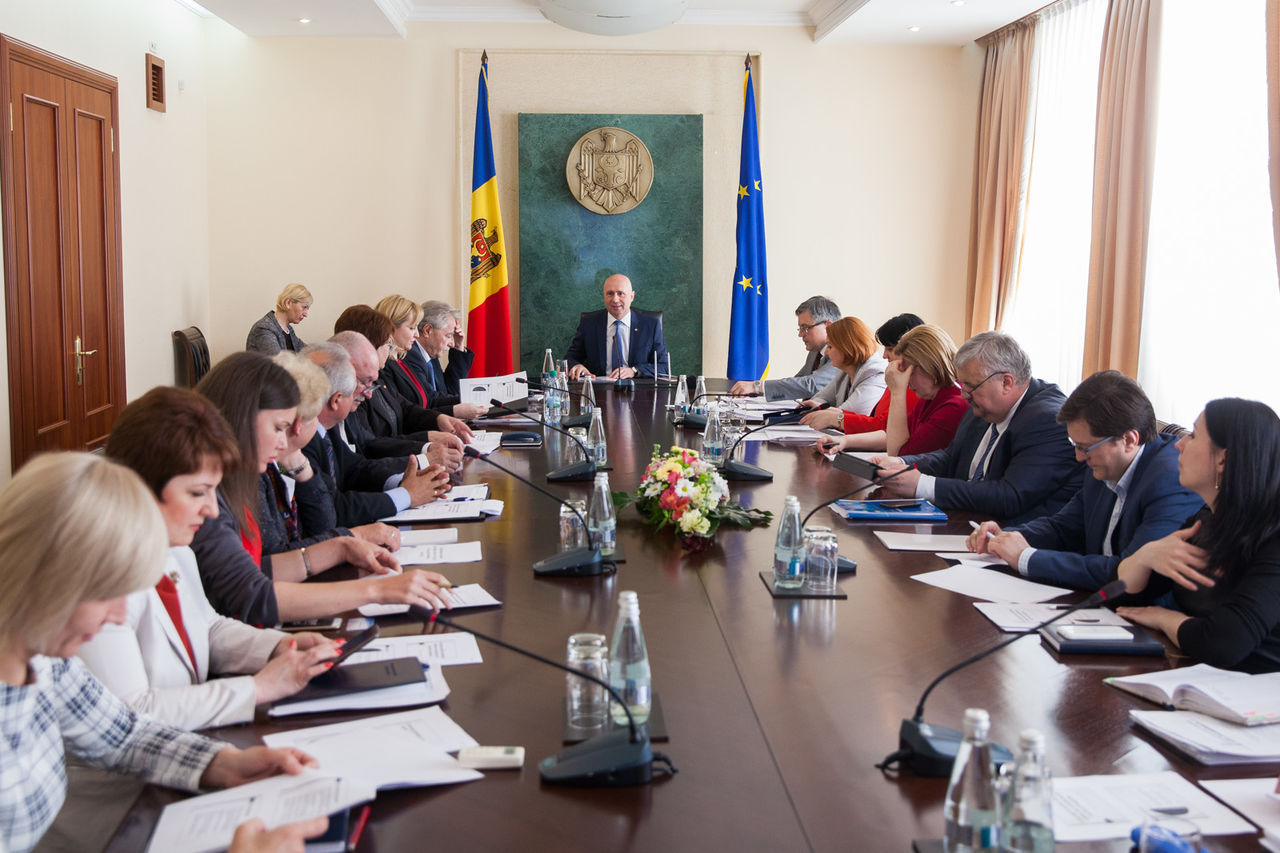 Reforma sistemului de salarizare în sectorul bugetar, discutată la Guvern. 