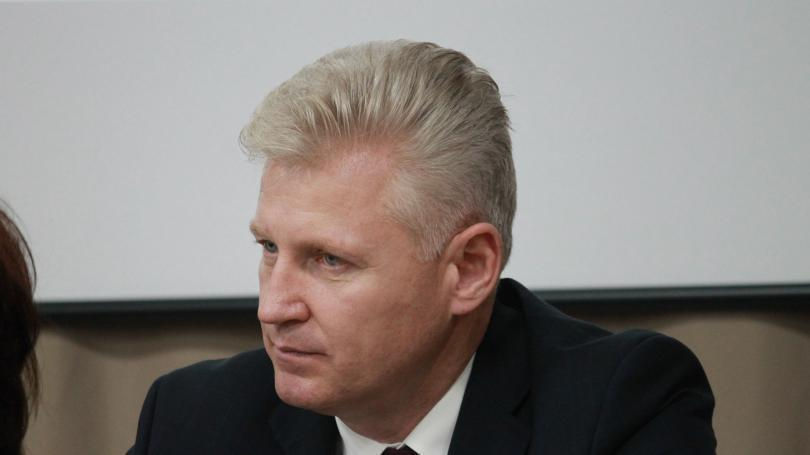 Экс-судья выиграл суд против НОН: ему оплатят расходы на юридическую помощь.