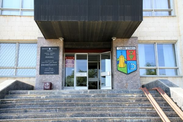 В Чадыр-Лунге местные власти обязали приобрести квартиру для судьи.