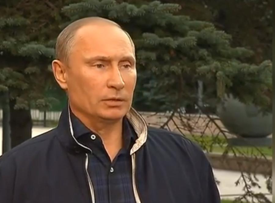 В.Путин подчеркнул: "Россия призывает как следует подумать, прежде чем принимать решение об операции в Сирии".  Фото: russian.rt.com
