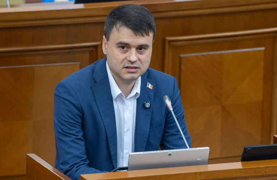 Берлинский раскритиковал Тофана во время обсуждения ЧП: Он пришел к нам со стендапом?.