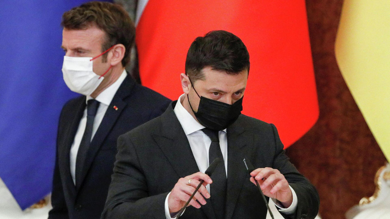 Кулеба: Идея Макрона не предполагает альтернативу вступления Украины в ЕС.